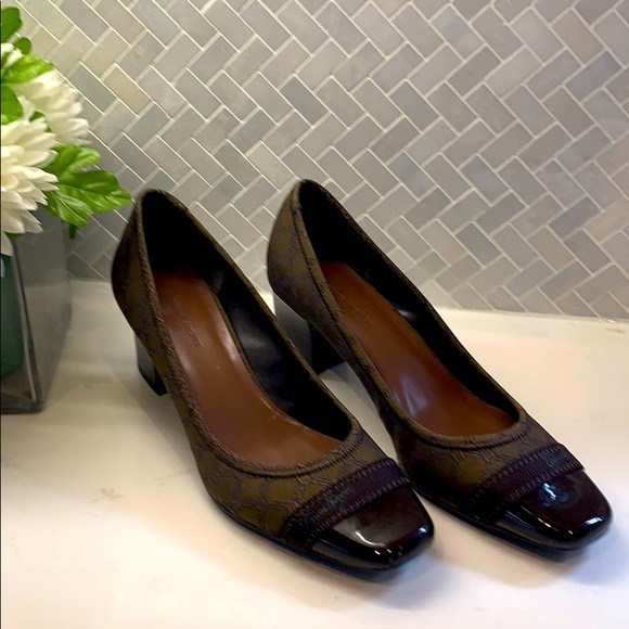 Etienne Aigner Shoes - Etienne Aigner designer Brown leather pump shoes